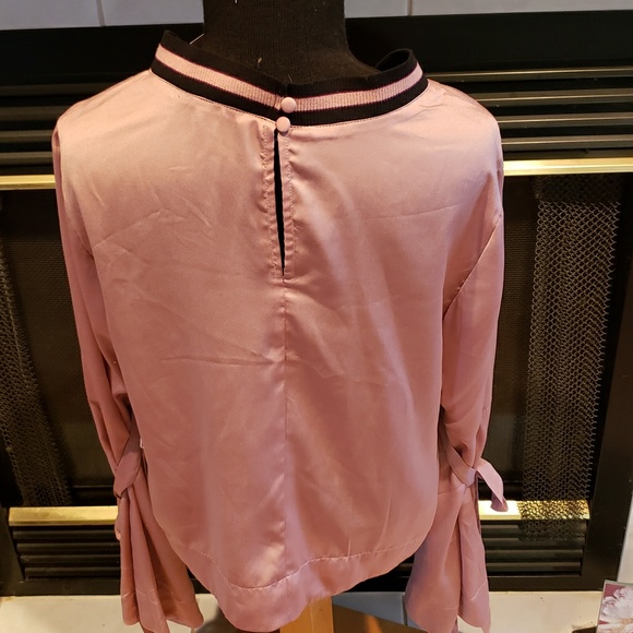 🆕️hippie laundry bell sleeve top - Picture 5 of 7